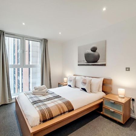 Fully Serviced Two Bed Apartment By Excel & O2 Londra Exterior foto